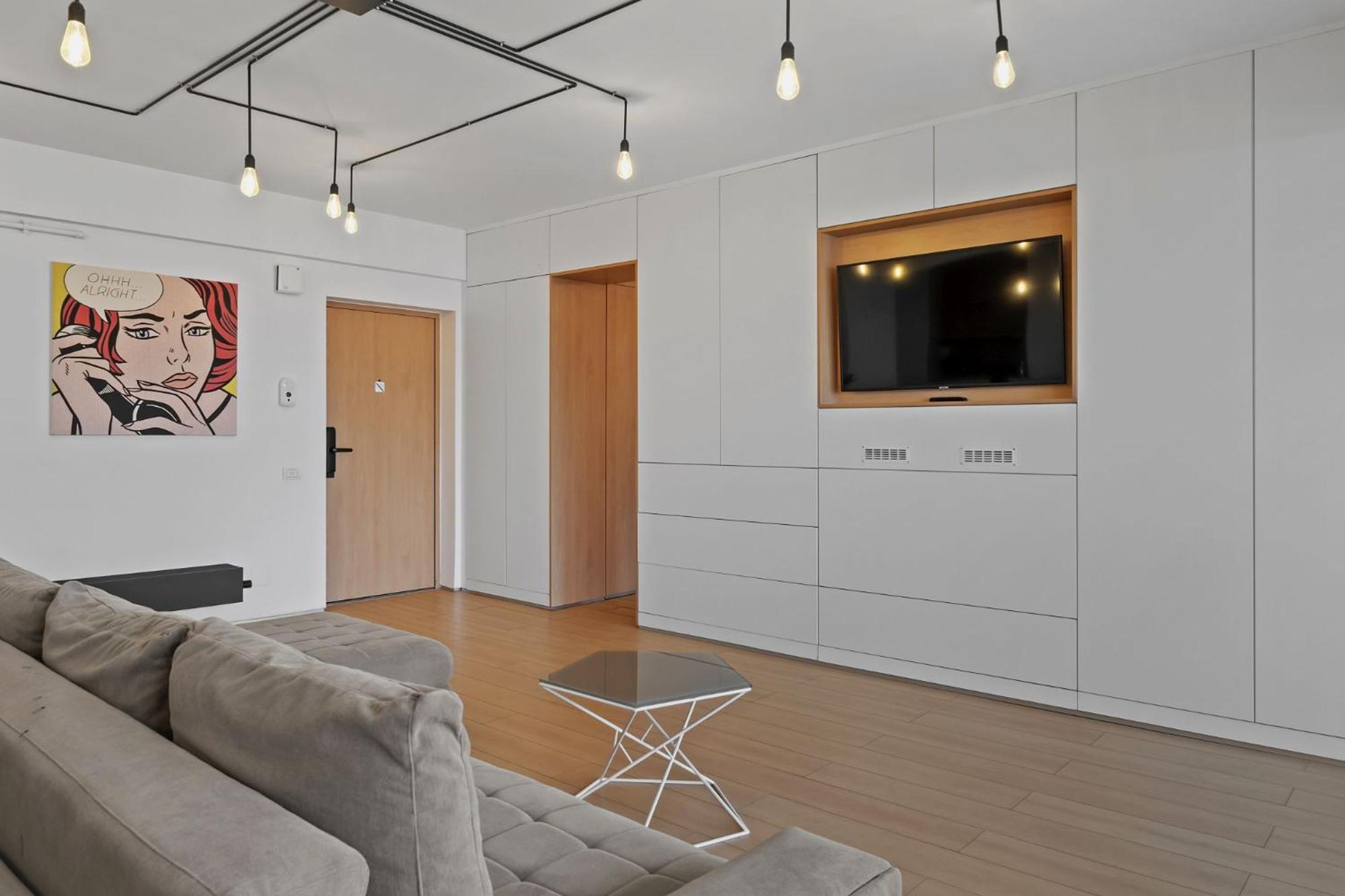 Apartment Rh #1 Bucharest